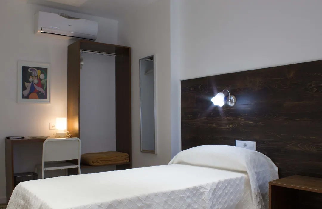 Hostal Nova Barcelona-1