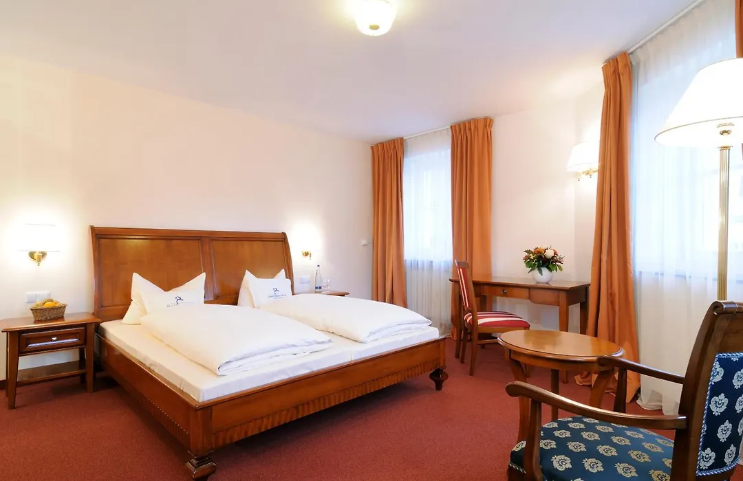 Hotel Blauer Bock-1