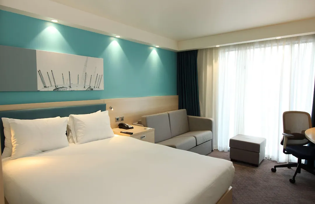 Hampton By Hilton London Excel-1