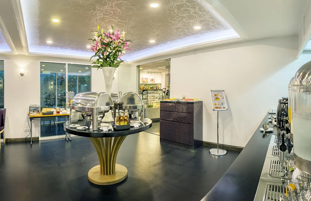 Anajak Bangkok Hotel - Sha Plus-1