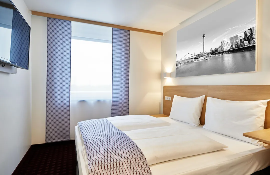 Mcdreams Hotel Duesseldorf-City-1