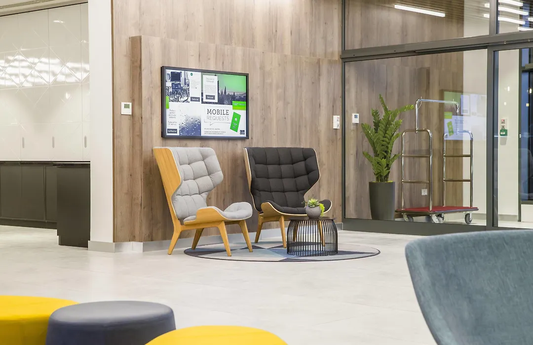 Courtyard By Marriott Edinburgh West-1