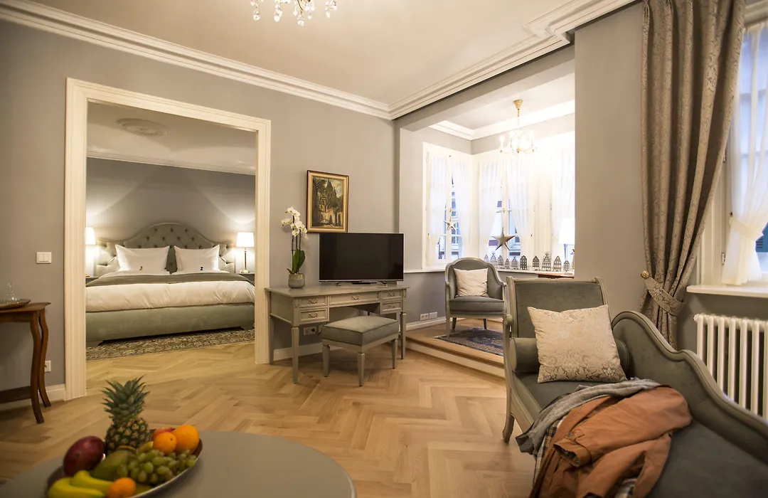 Romantik Hotel Zur Glocke-1