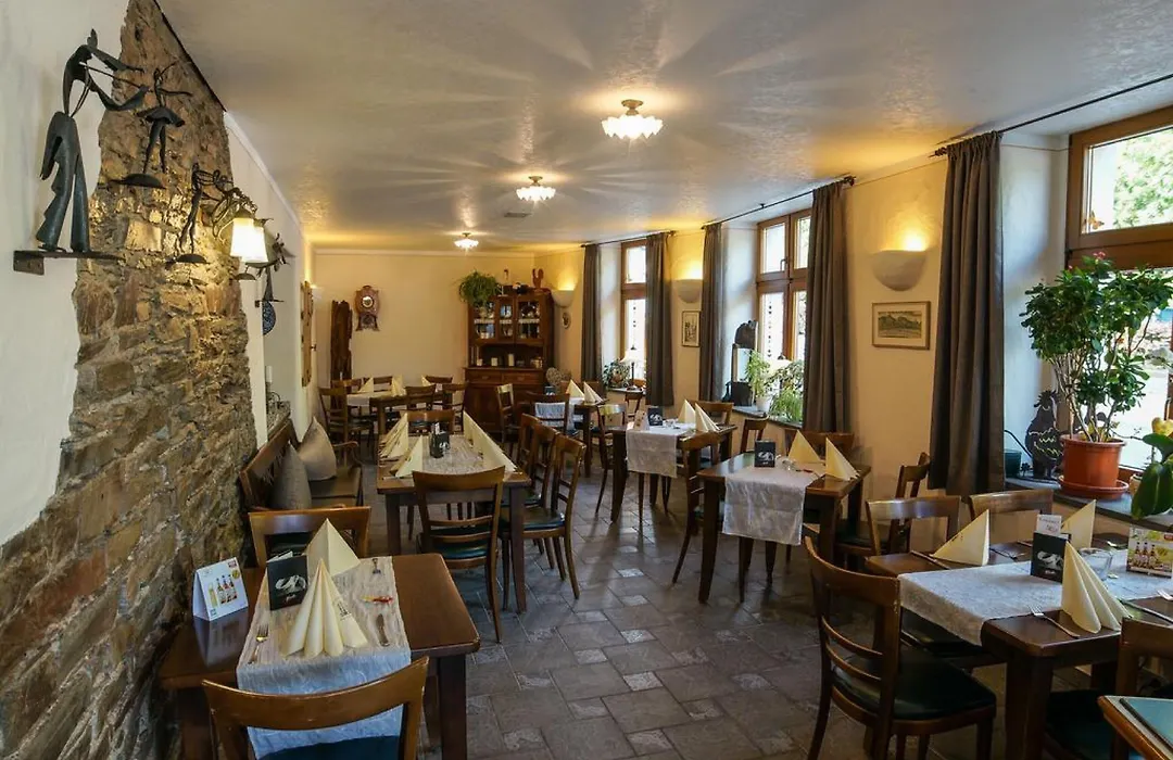 Moselland Hotel Im Enderttal Zum Onkel Willi-1