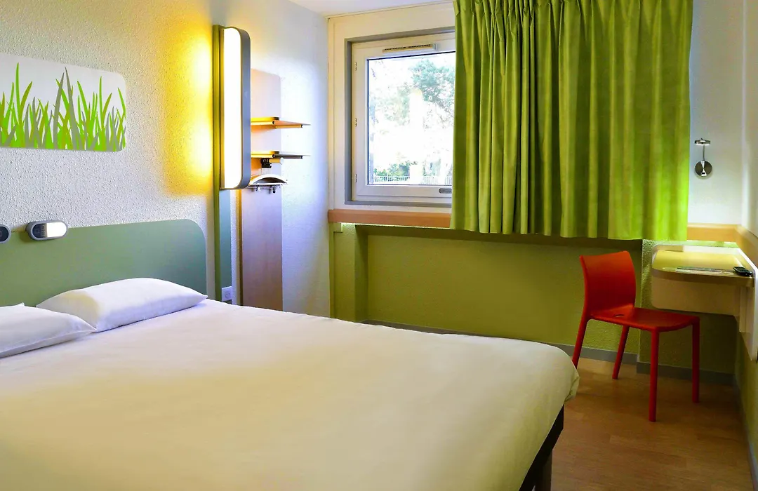 ibis budget Bordeaux Lac-1