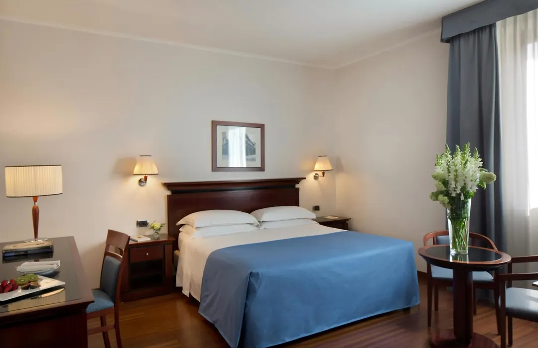 Starhotels Excelsior-1