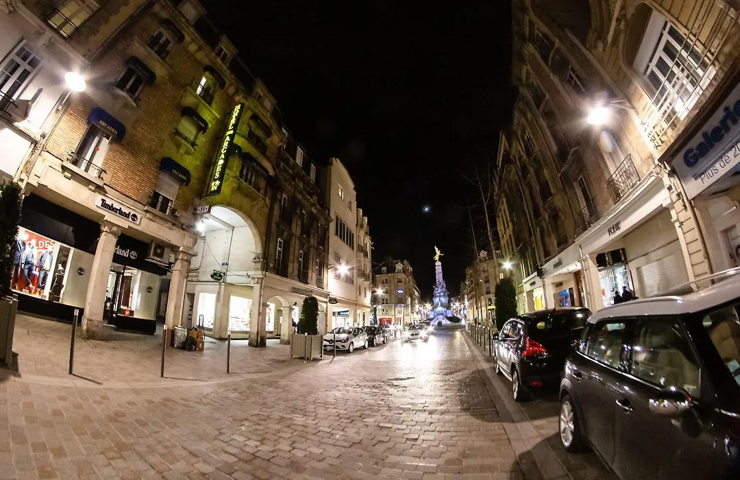 Hotel Des Arcades-1