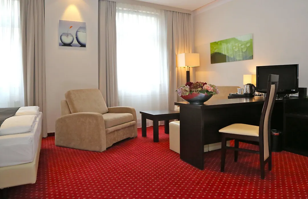 Hotel Herbst Berlin-1