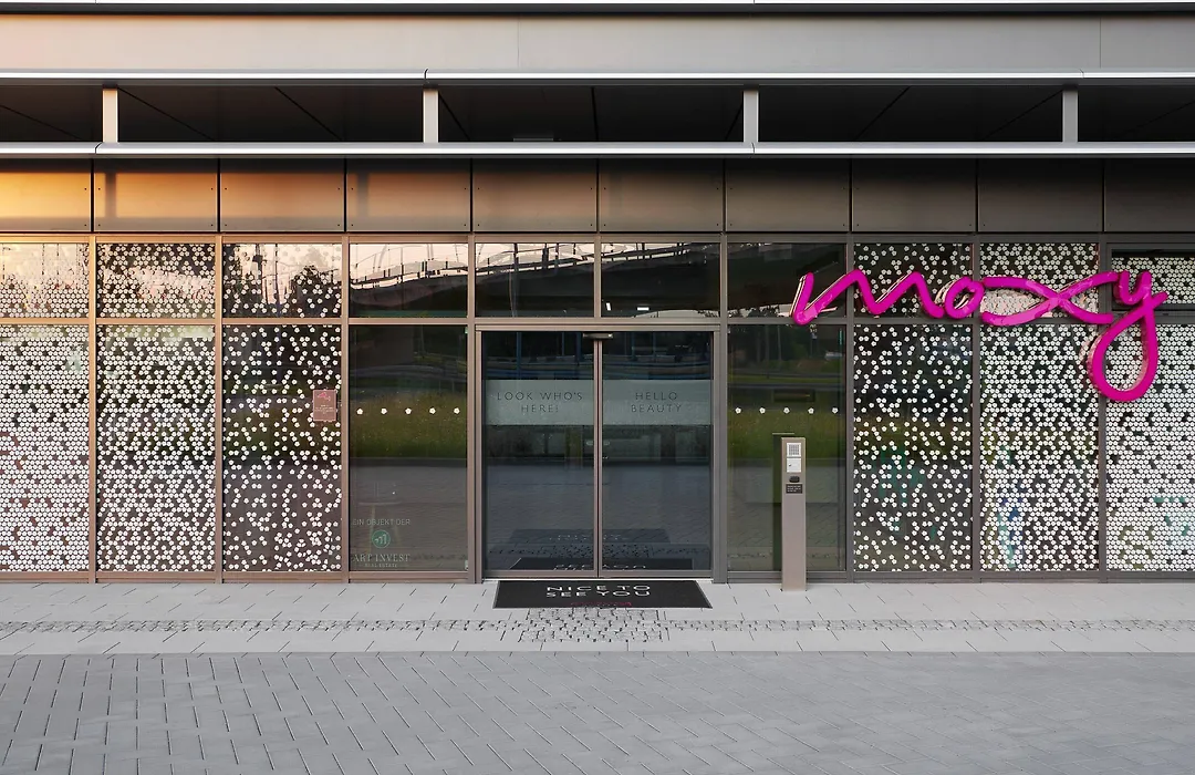 Moxy Cologne Bonn Airport-1