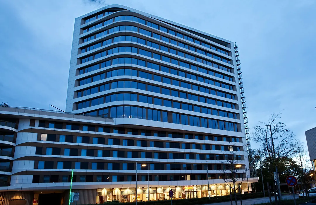 Hampton By Hilton Munich City Center East-1