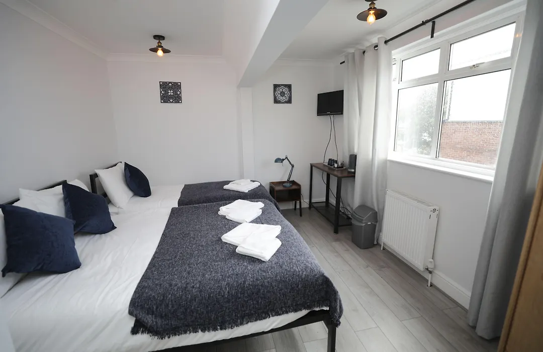Golders Park Hotel-1