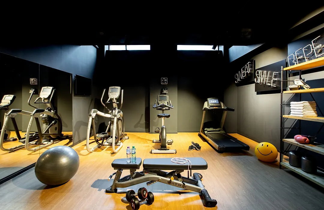 Moxy Glasgow Sec-1