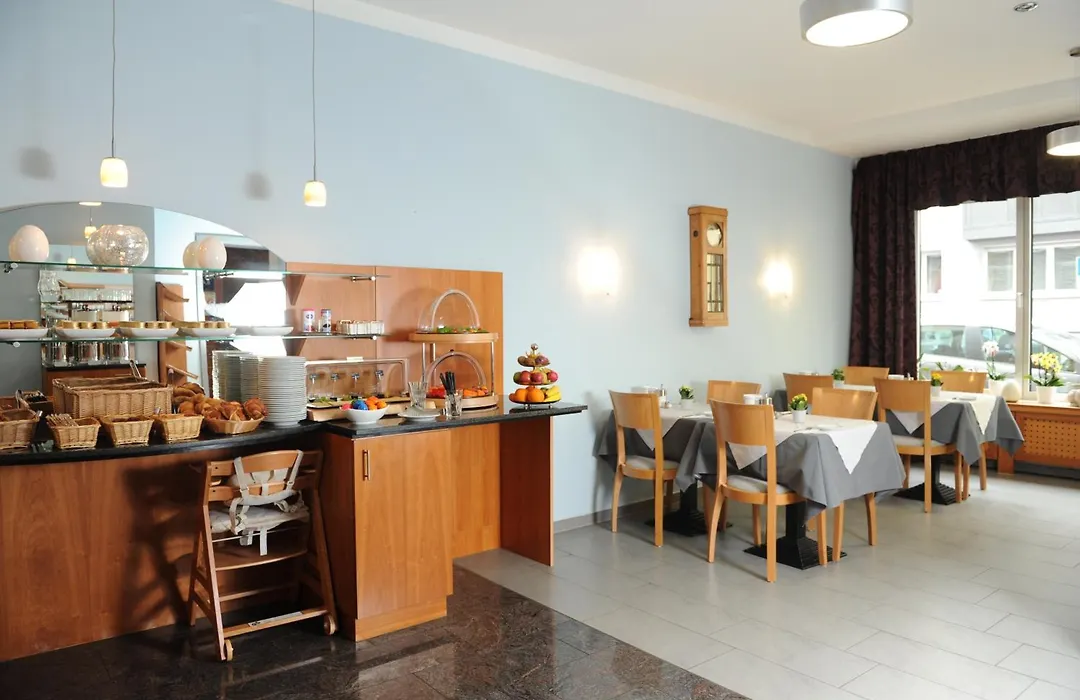 Central-Classic Hotel-1