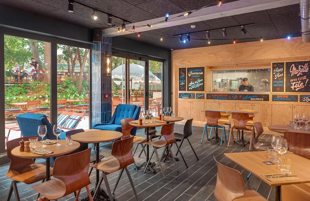 Eklo Hotels Montpellier Centre Gare Saint-Roch-1