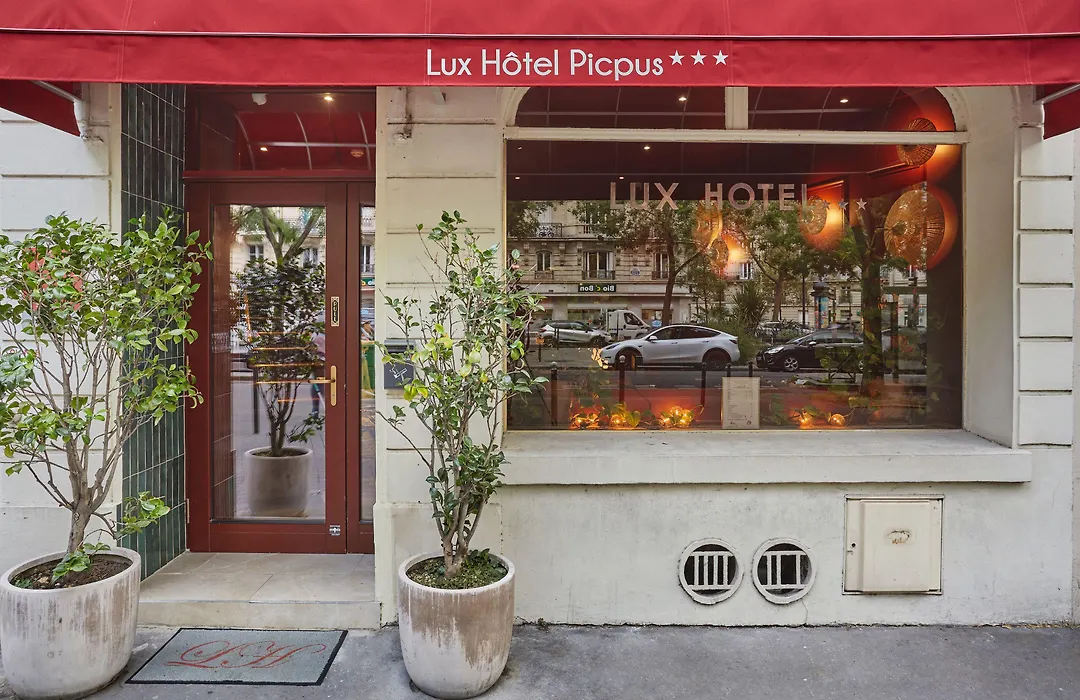 Hôtel LUX PICPUS-1