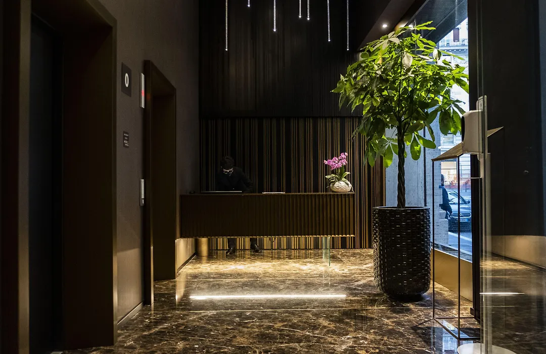 U-Visionary Roma Hotel-1
