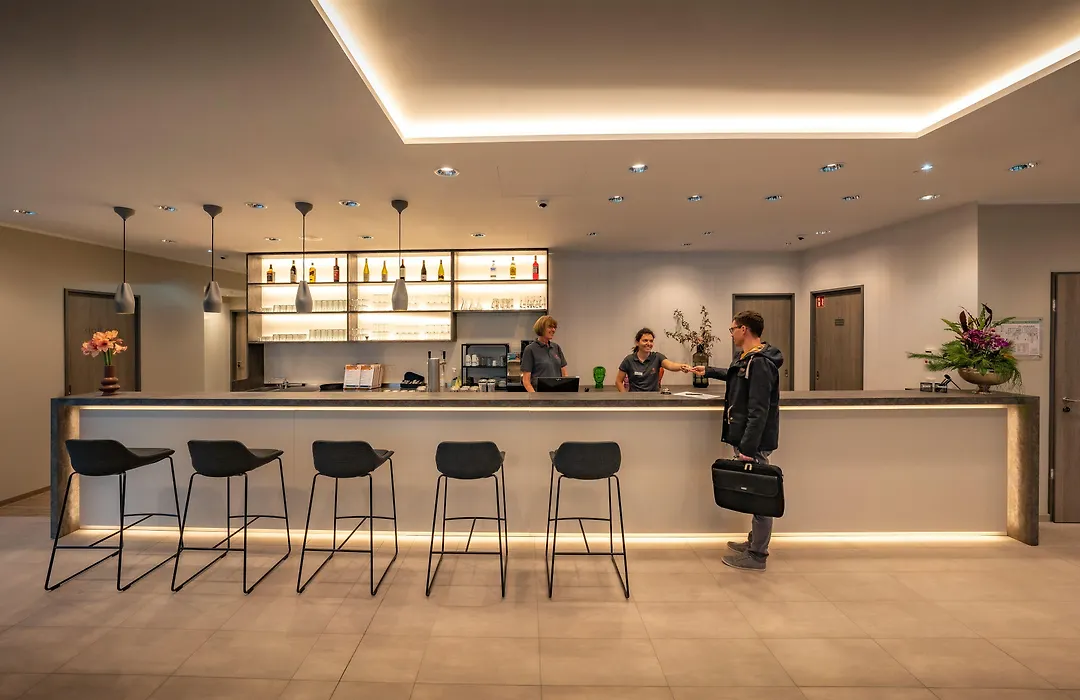 LOGINN Hotel Berlin Airport-1