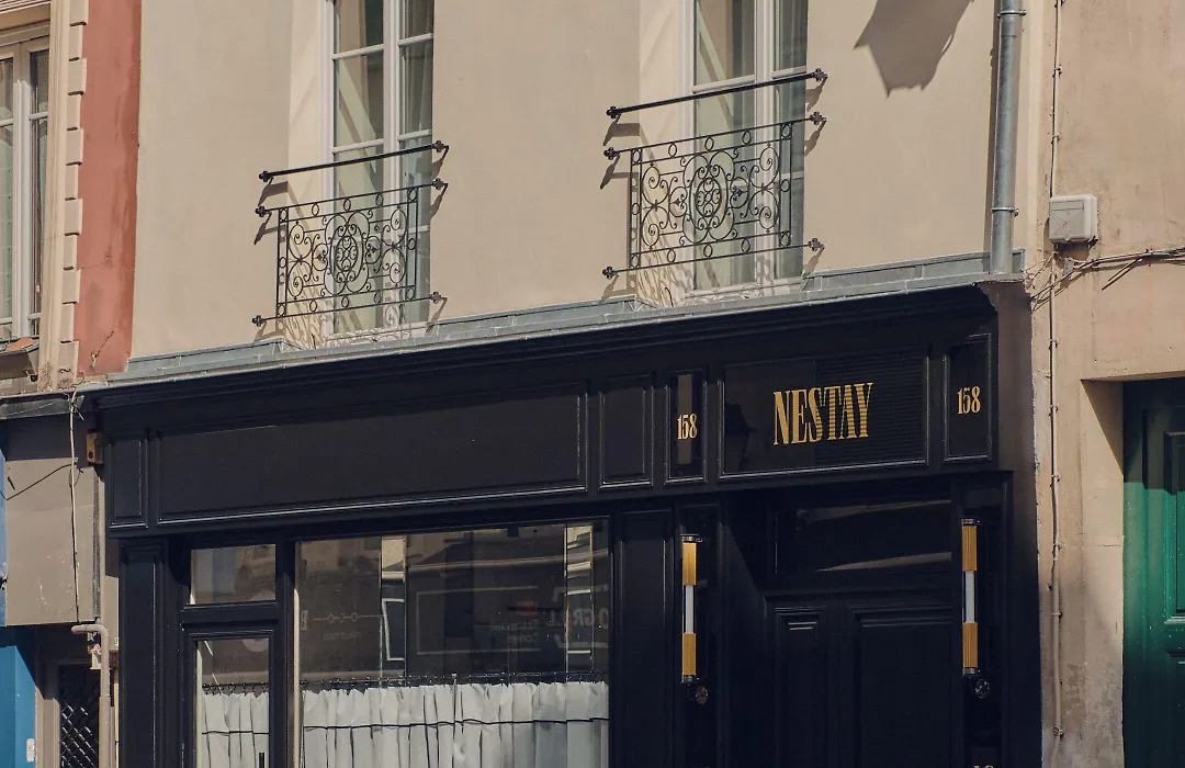 Nestay Sentier-1