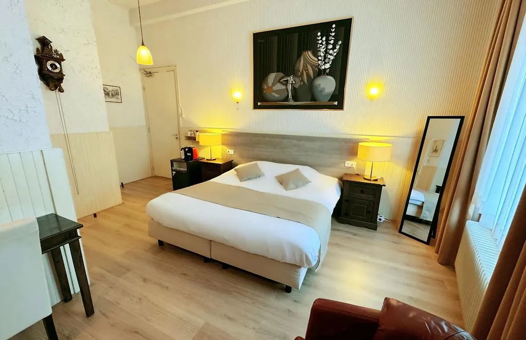 Hotel Dordrecht-1