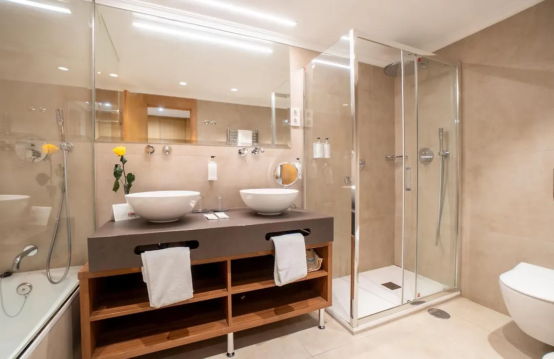 Aparto-Hotel Rosales-1
