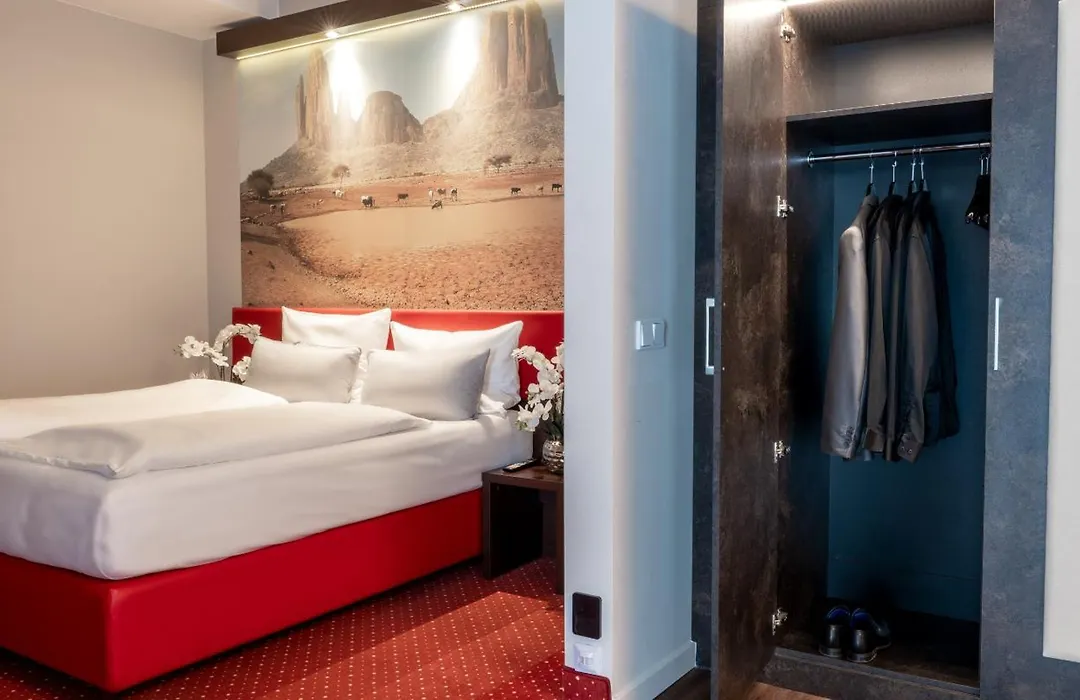 Best Western Plus Plaza Berlin Kurfuerstendamm-1