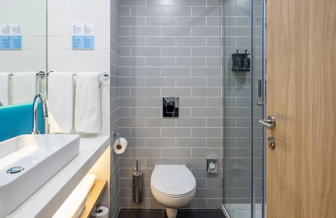 Holiday Inn Express Porto City Centre By Ihg-1