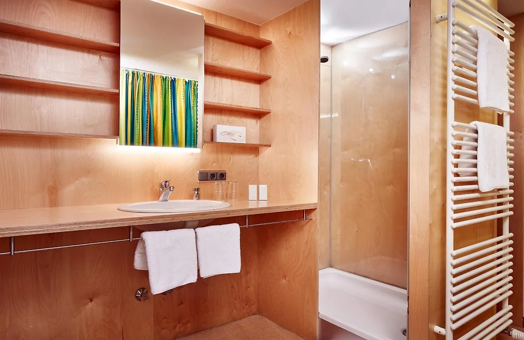 Pop-up Hostel - Loisach-1