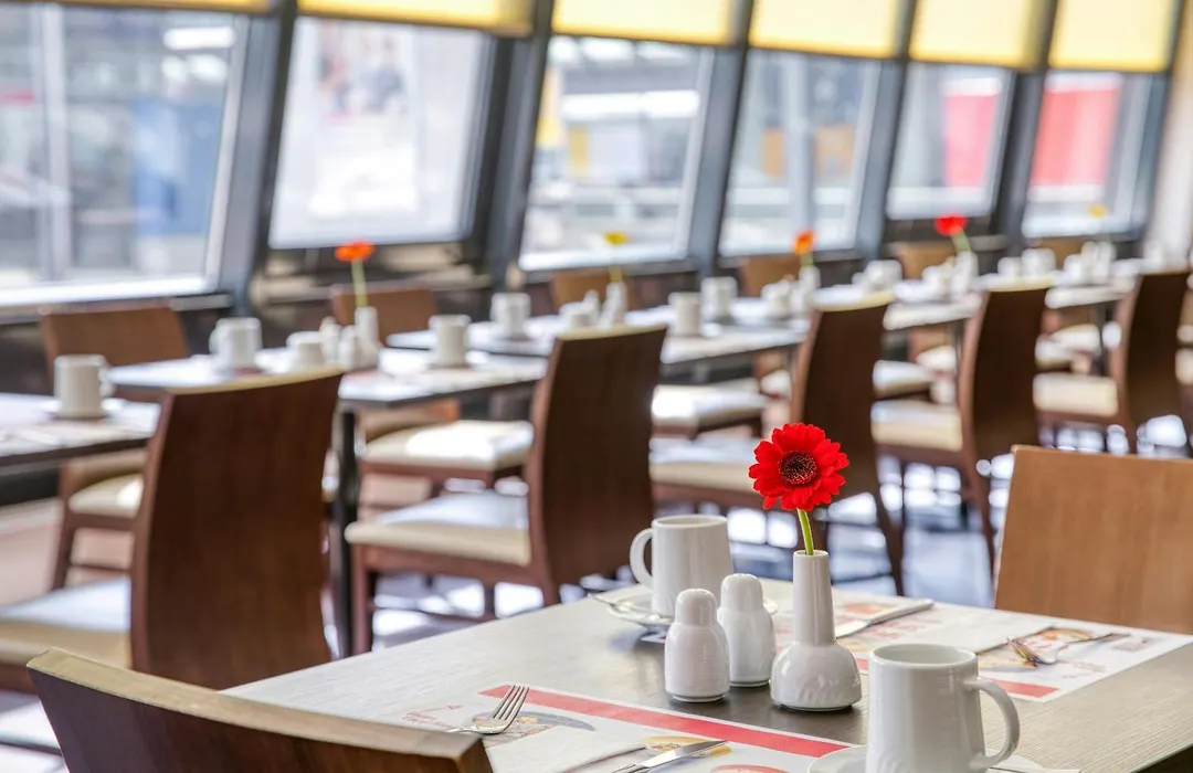 Hotel Freiburg City Center By Leonardo Hotels-1