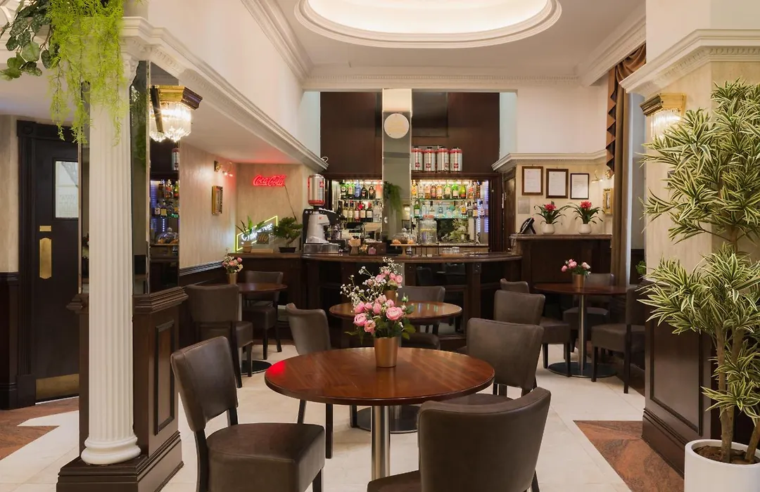 Royal Eagle Hotel-1