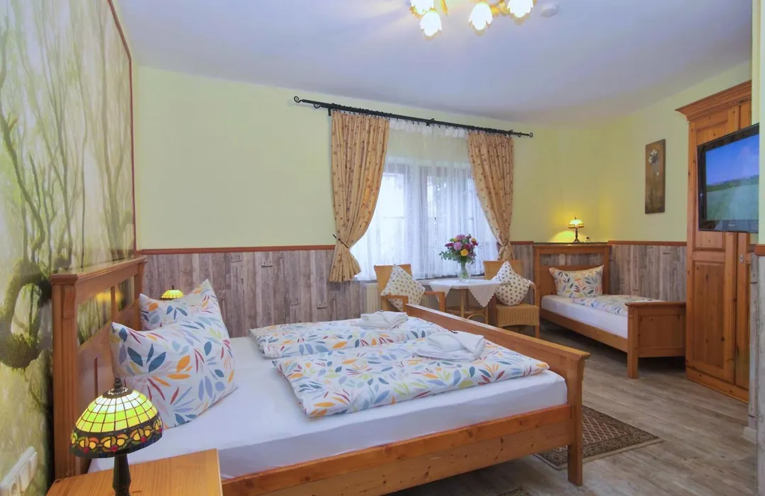 Kreuzerhof Hotel Garni-1