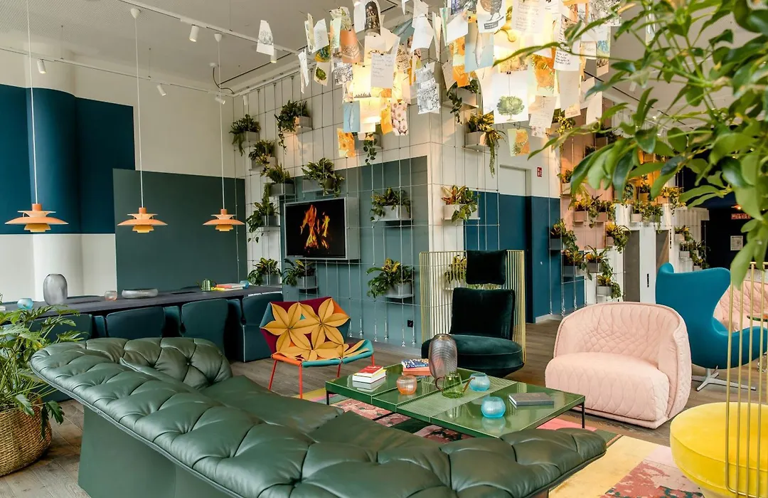 Motel One Rotterdam-1