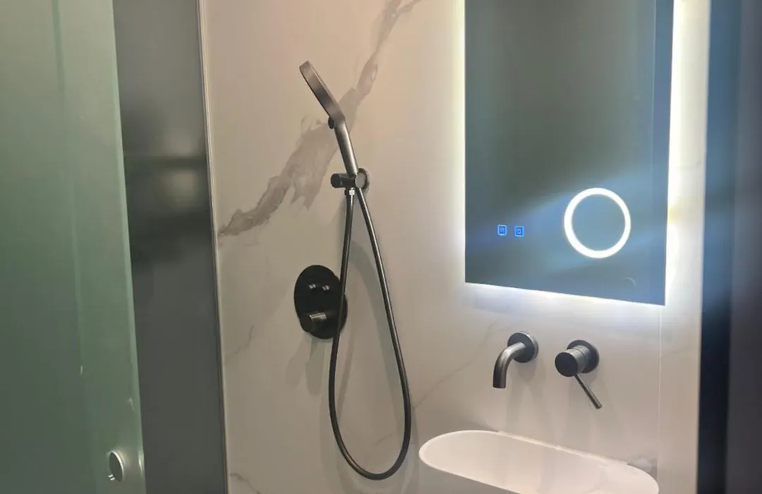 The Hyve Budget Hotel Rotterdam-1