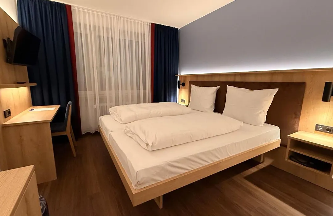 Hotel Antares Muenchen-1