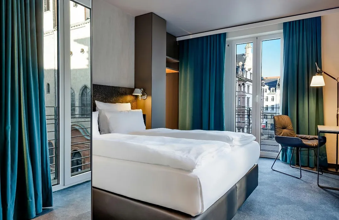 Motel One Leipzig-Nikolaikirche-1