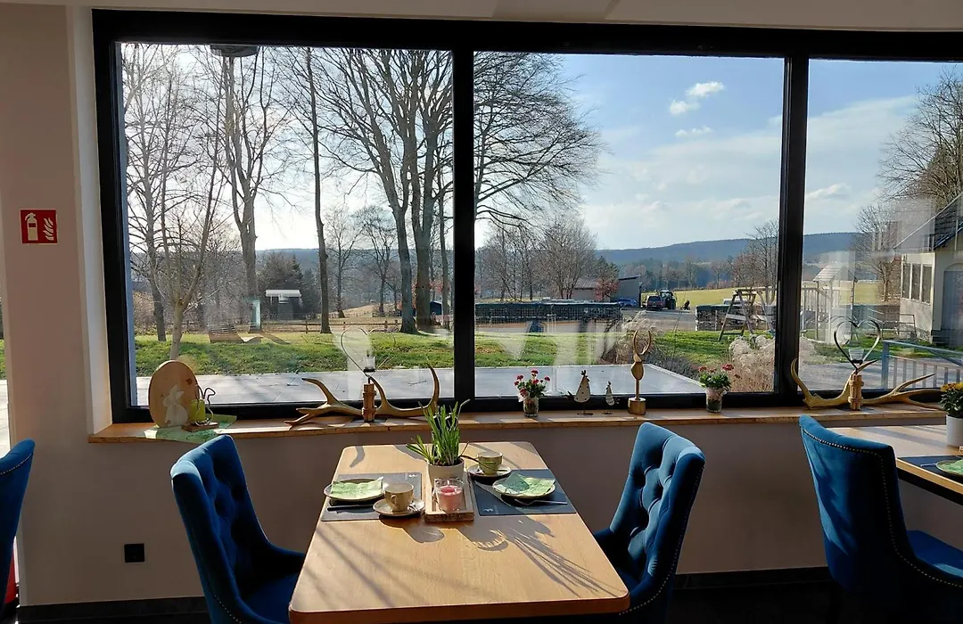 Der Hirsch Hotel-1