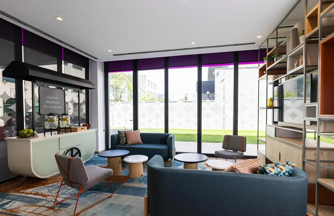 Spark By Hilton Madrid Alcala-1