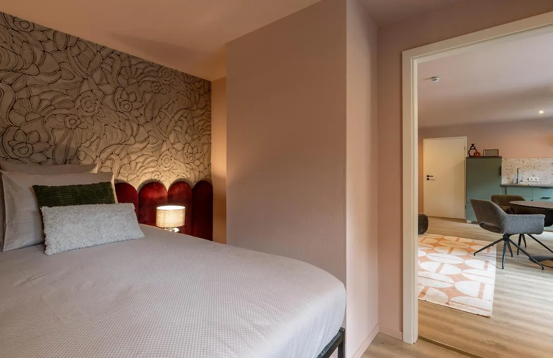 Hotel Riche-1