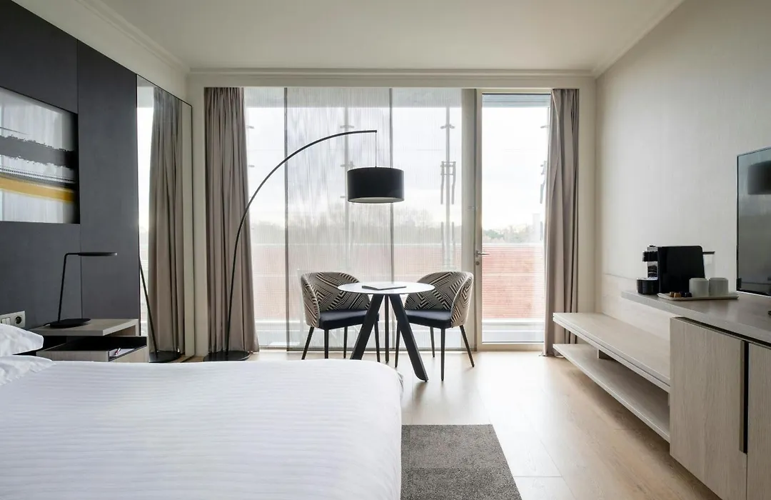 Lyon Marriott Hotel Cite Internationale-1