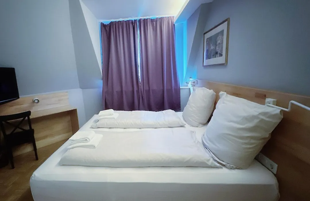 Hotel Residenz Duesseldorf-1