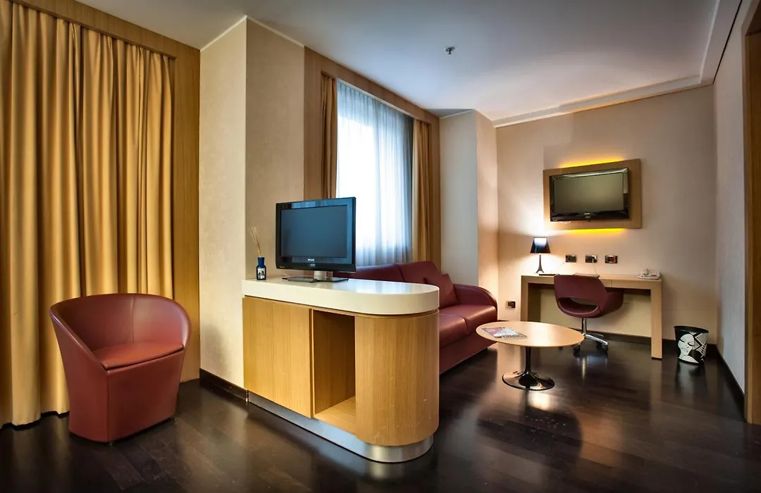 Crowne Plaza Milan City By Ihg-1