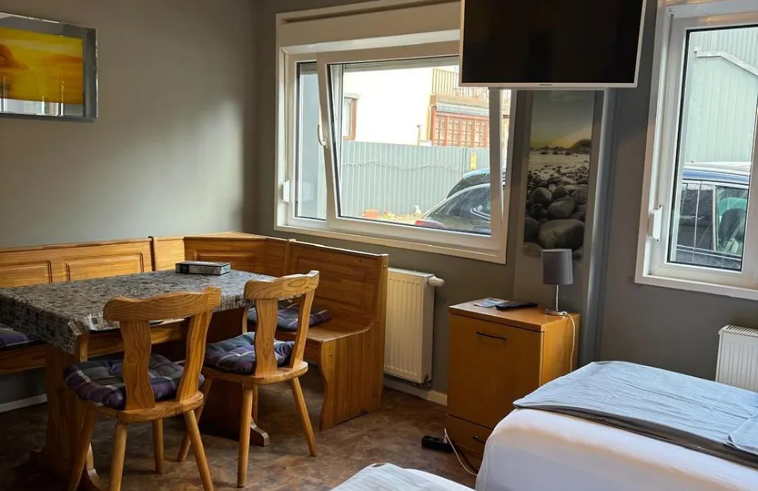 Motel Home Berlin-1