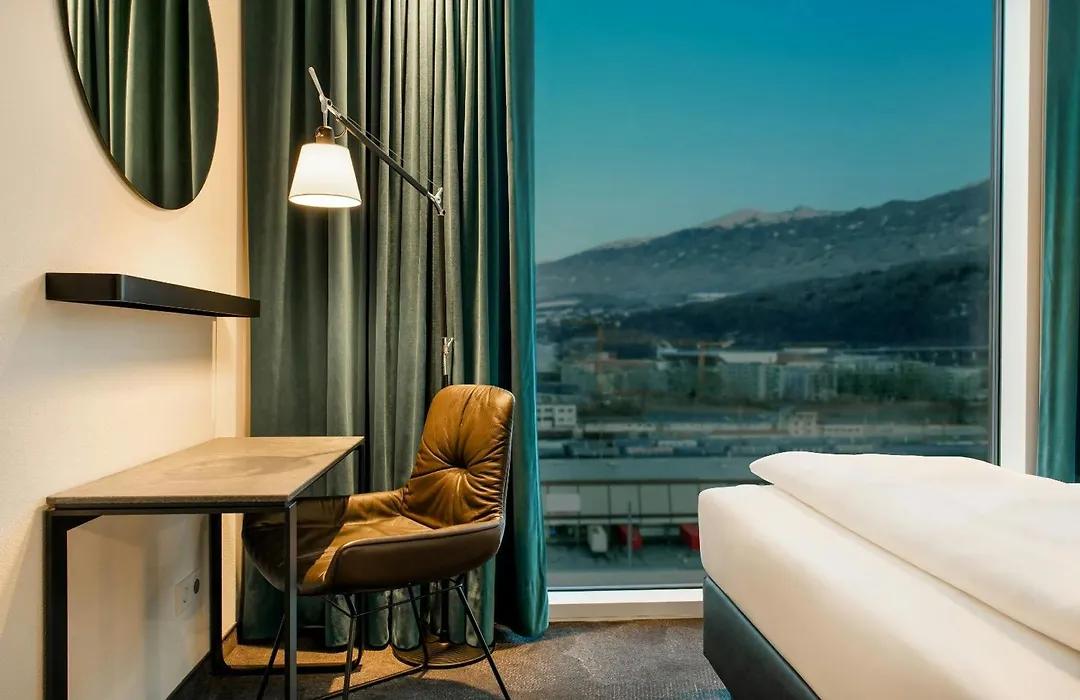 Motel One Innsbruck-1