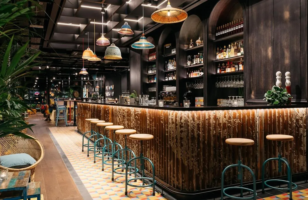 Ruby Zoe Hotel London By Ihg-1