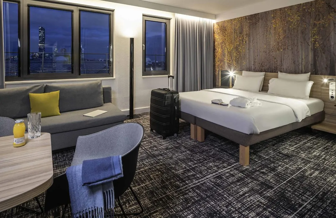 Novotel Suites Wien City Donau-1