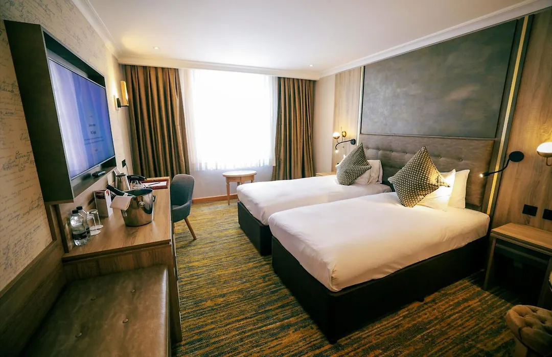 Courthouse Hotel London-1