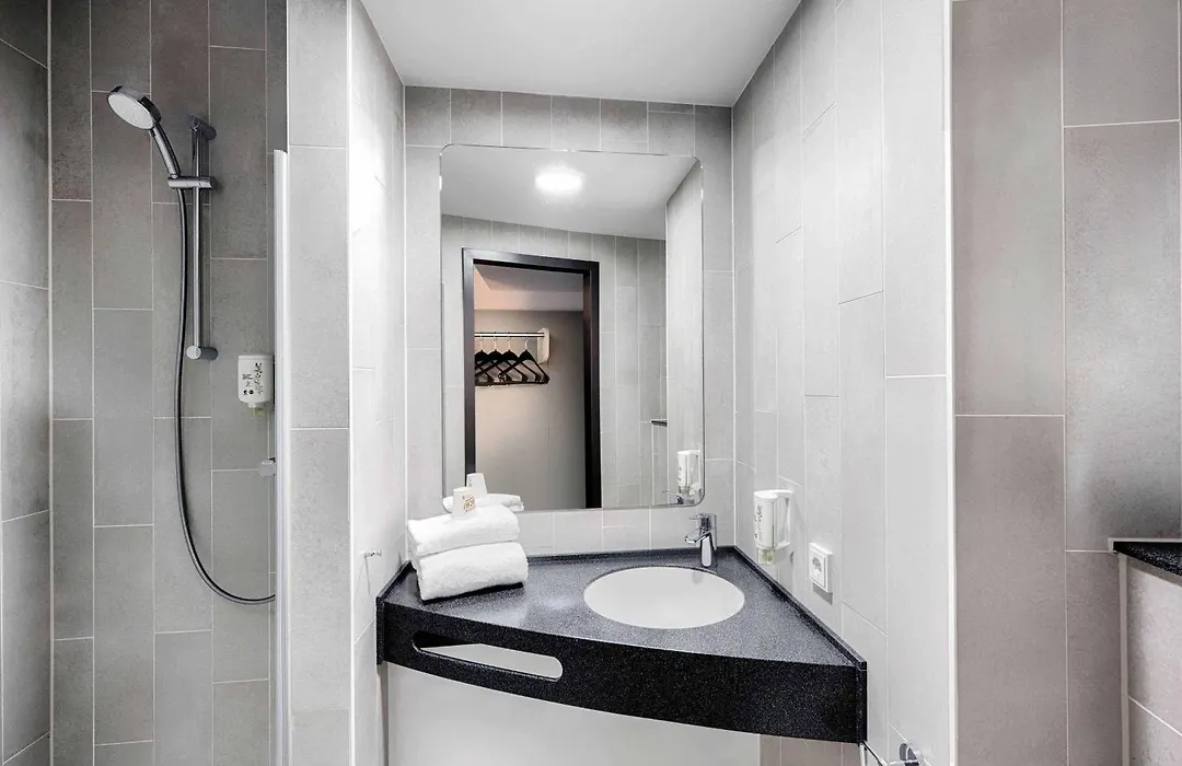 B&B Hotel Duesseldorf-Hbf-1