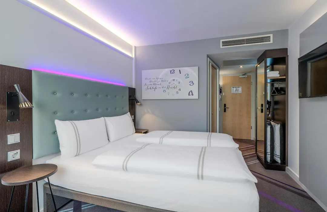 Premier Inn Berlin City Centre-1