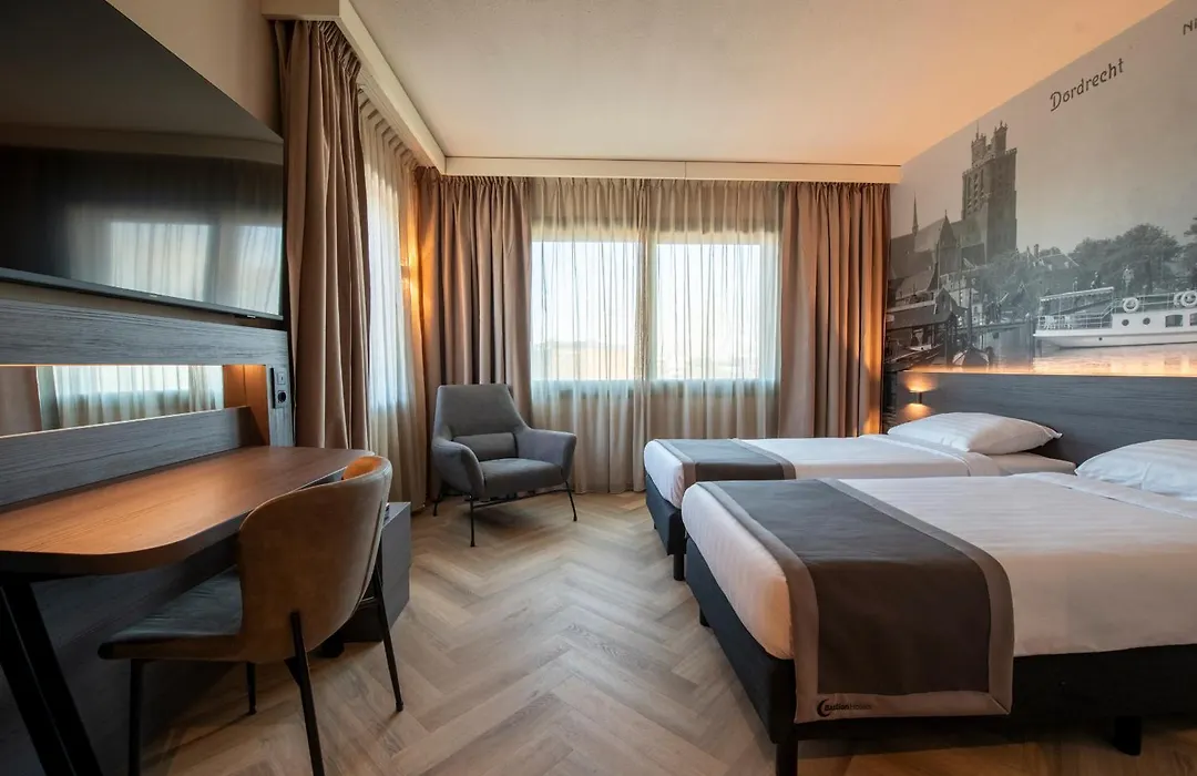 Bastion Hotel Dordrecht Papendrecht-1