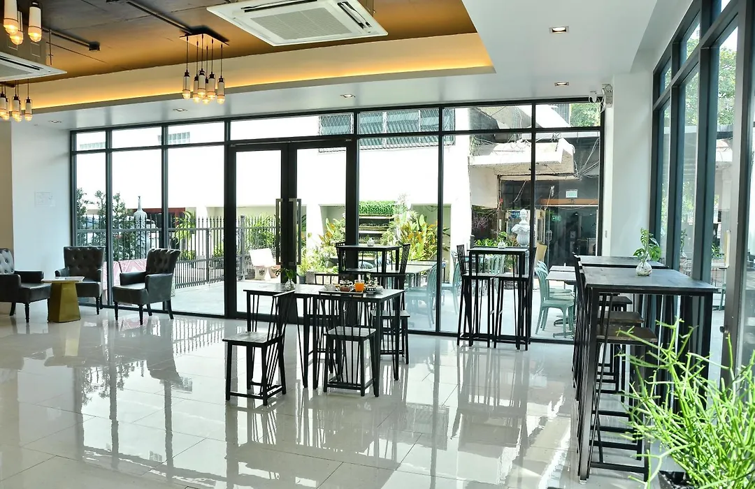 Norn Riverside Bangkok Hotel - นอนริมน้ำ-1