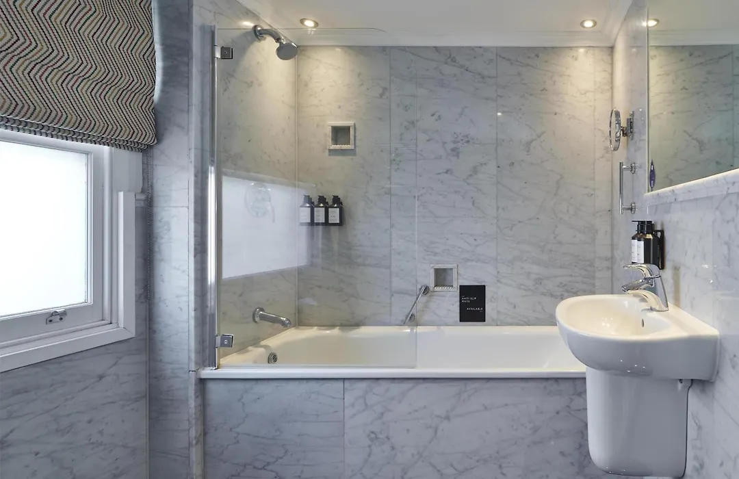 Guild Hotel Marble Arch-1